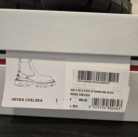 NWT Moncler Hevea Chelsea Boot Black 36.5 - Picture 6 of 8